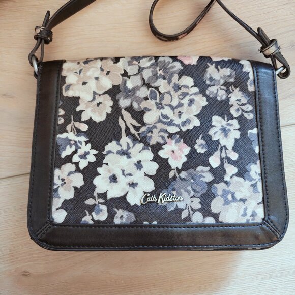 Cath Kidston Floral Black Crossbody Bag - Picture 2 of 6